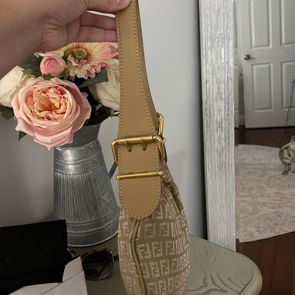 Fendi Purse - Picture 4 of 4